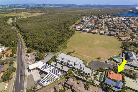 SECRET GARDEN WiFi Netflix Pet Friendly - Hotel Gold Coast 4