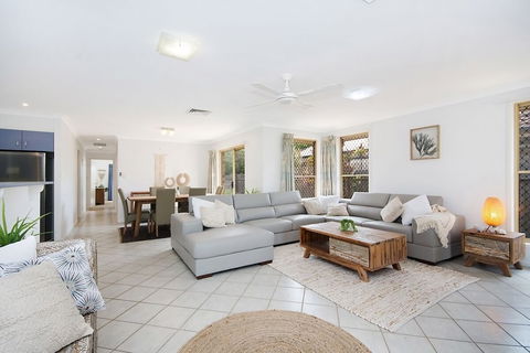 Kailani Beach House - Hotel Gold Coast 1