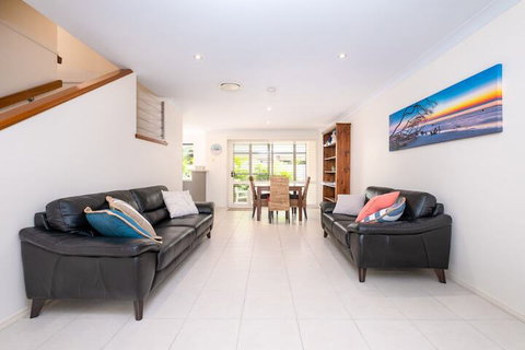 Driftwood - Hotel Gold Coast 4