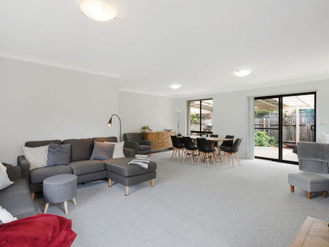 37 Mort Avenue - Hotel Gold Coast 2