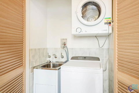 Pacific Pines Unit 6 - Hotel Gold Coast 1