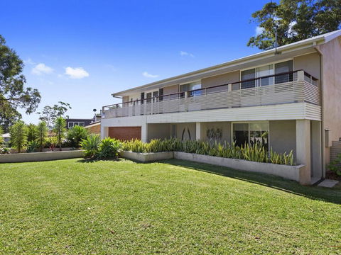 HILLTOP HAVEN In MOLLYMOOK - Hotel Gold Coast 5