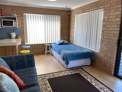 NARRAWALLEE RETREAT - Hotel Gold Coast 2