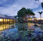 Apartments at 2 Landsborough - Hotel Gold Coast