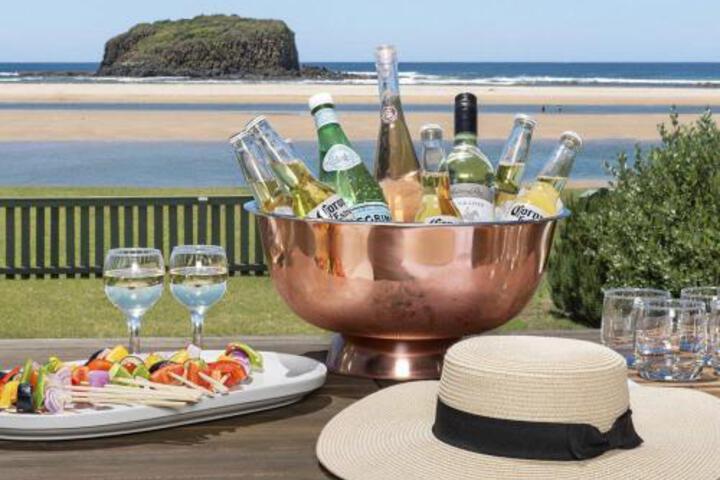 Bombo NSW Hotel Gold Coast