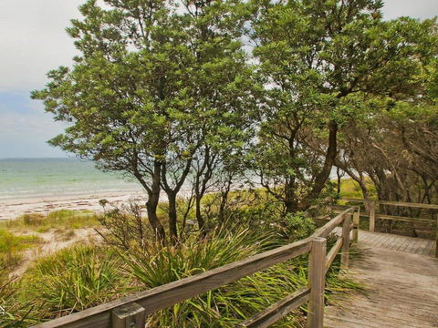 Sea Whispers A Real Native Outlook - Hotel Gold Coast 3