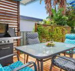 Sea Shack renovated 1950s beach house - Hotel Gold Coast