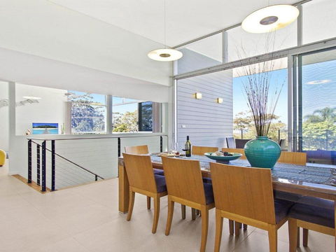 Serene Spacious Air Conditioned Accommodation - Hotel Gold Coast 5