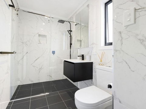 Shady Palms Modern Beach House With Studio - Hotel Gold Coast 1