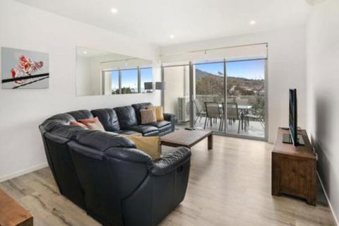 Seaside Apartment Getaway - Hotel Gold Coast 2