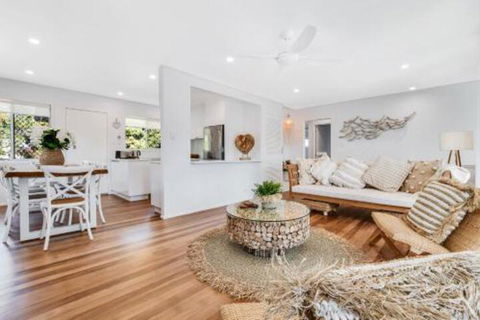 ROSIES BACH - Hotel Gold Coast 0