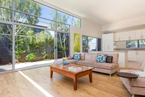 PALM COURT RETREAT MORNINGTON - Hotel Gold Coast 5