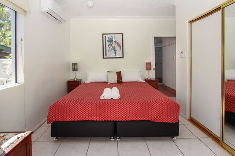 Champagne Apartment 1 - Hotel Gold Coast 6