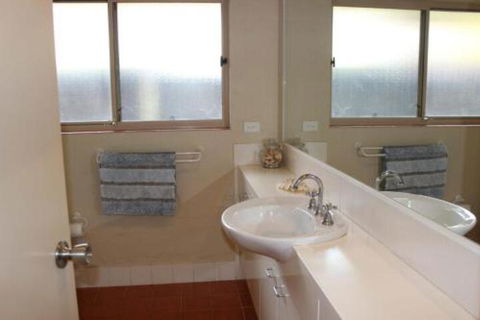 BEACHSIDE VILLA 2 - Hotel Gold Coast 5