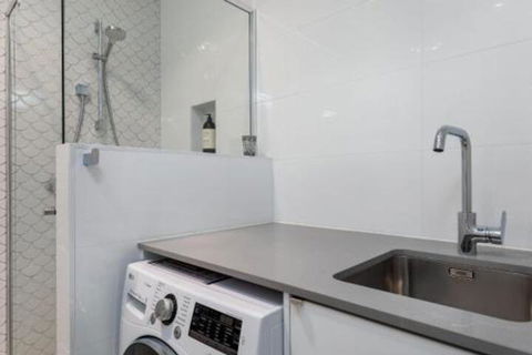 Studio By The Bay :: Jervis Bay Rentals - Hotel Gold Coast 5