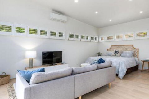 Studio By The Bay :: Jervis Bay Rentals - Hotel Gold Coast 6