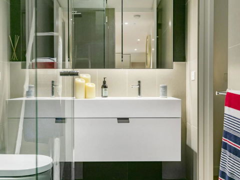 SEA TEMPLE MORNINGTON - Hotel Gold Coast 4