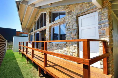 Balena At Culburra Pet Friendly 1 Min Walk To Beach - Hotel Gold Coast 6
