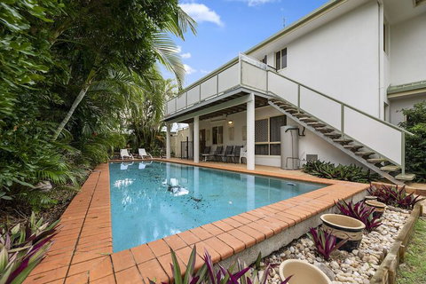 Fabulous Pet Friendly Family Home - 3 Carribean Court - Hotel Gold Coast 1