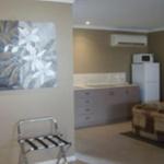 Cosmos Country Motor Inn - Hotel Gold Coast 0