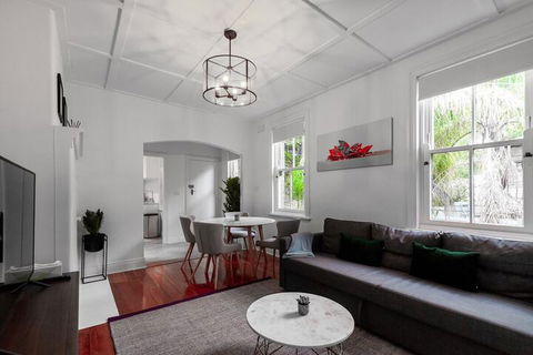 Luxurious Heritage Home With Harbour Bridge Views - Hotel Gold Coast 5