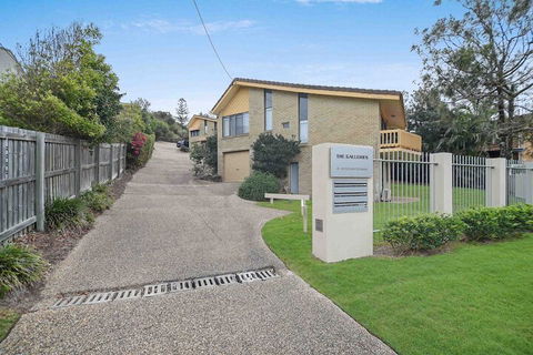Galleries 3 - 3/28 Peregian Esplanade - Hotel Gold Coast 1