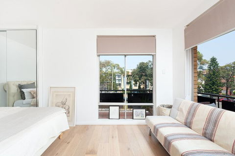Bondi Beach Getaway - Hotel Gold Coast 3