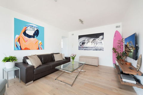 Bondi Beach Getaway - Hotel Gold Coast 2