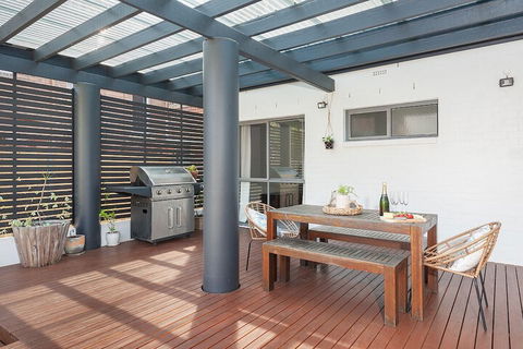 Large Family Home Bondi - Hotel Gold Coast 1