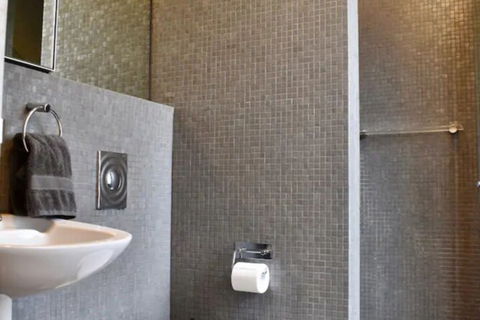 New York Loft Style Flat In Surry Hills - Hotel Gold Coast 1