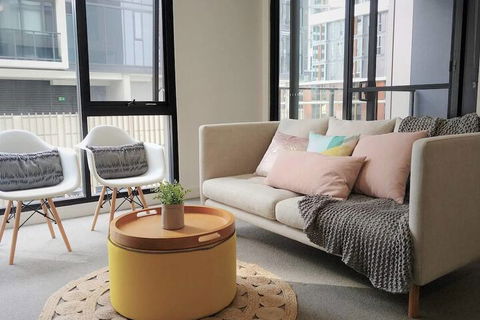 Luxury 1 Bedroom 1 Study With 1 Parking - Hotel Gold Coast 4