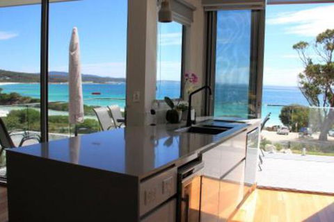 BEACHHOUSE BINALONG Luxury Waterfront Holiday House At Bay Of Fires - Hotel Gold Coast 4