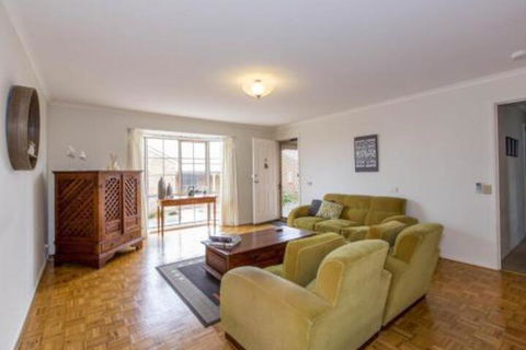 PERFECT On PYMBLE AVE - Hotel Gold Coast 2