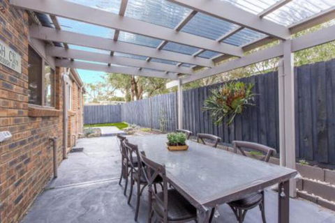 PERFECT On PYMBLE AVE - Hotel Gold Coast 6