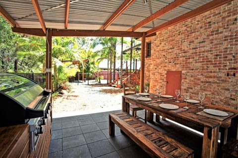 SERENITY - Hotel Gold Coast 5