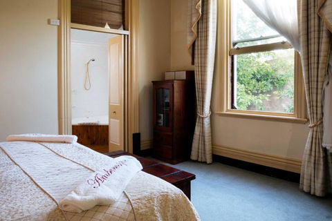 Amberesque B & B - Hotel Gold Coast 1