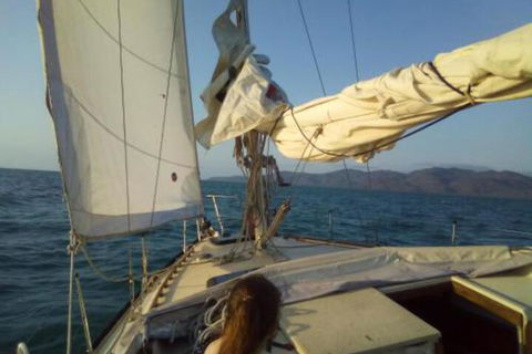 Casual Fare Sailing Charters Townsville Ocean Living Cruise - Hotel Gold Coast 3