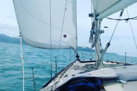 Casual Fare Sailing Charters Townsville Ocean Living Cruise - Hotel Gold Coast 4