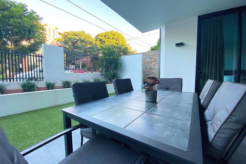 Ascot Apartments - Hotel Gold Coast 6