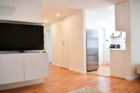 Light And Airy 2 Bedroom North Bondi Apartment - Hotel Gold Coast 0