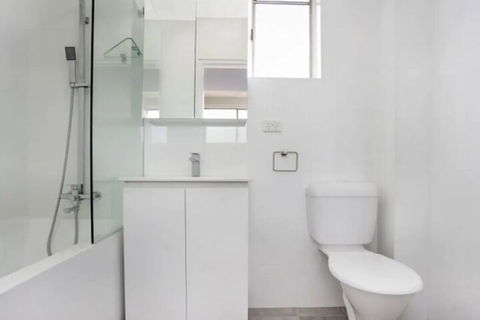 1 Bedroom Apartment By Bondi Beach - Hotel Gold Coast 5