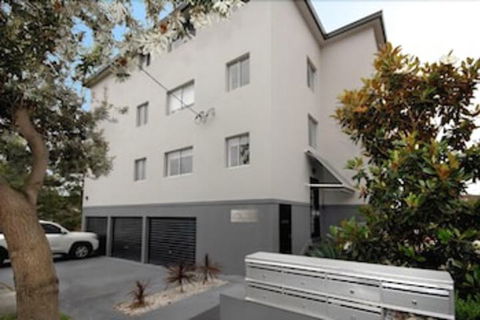 The Apartment Service VELLY - Hotel Gold Coast 1