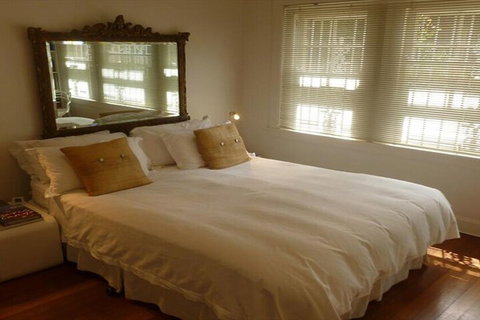 Waterfront Kirribilli Apartment NS181 - Hotel Gold Coast 5