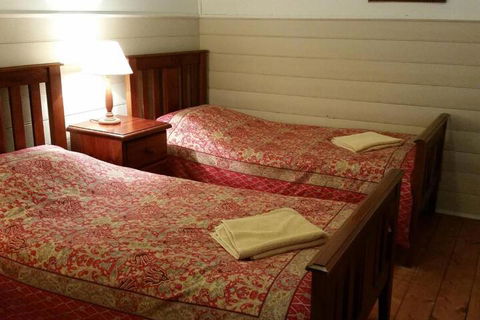 About Town Cottages - Hotel Gold Coast 4