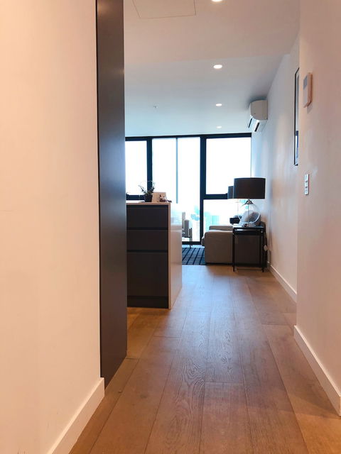 CBD Amazing View 2 Bedrooms Apartments - Hotel Gold Coast 3