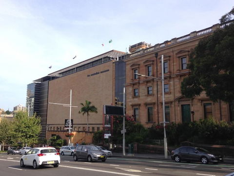 Little New York On Riley - Hotel Gold Coast 1