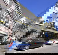 Little New York on Riley - Hotel Gold Coast