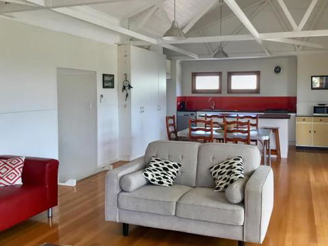 Samphire Beach House - Hotel Gold Coast 4