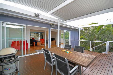 25 Goongilla Street Yaroomba 500 BOND - Hotel Gold Coast 0