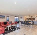 Bedrock 11 Twynam Street Jindabyne - Hotel Gold Coast
